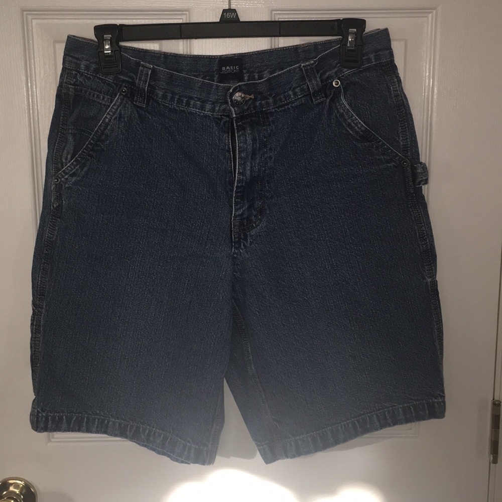 Basic Editions jean painter shorts size 34